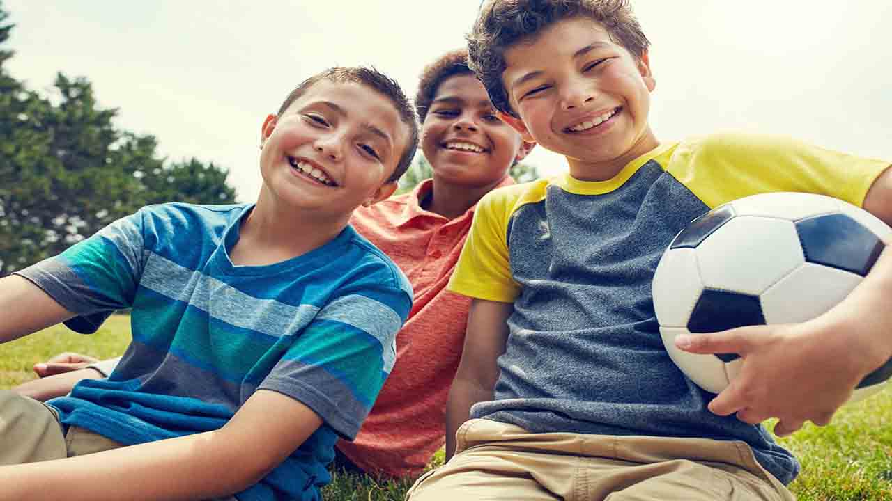 Fútbol para niños: 7 beneficios de practicar el deporte que apasiona el mundo.